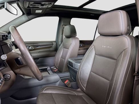 Used 2022 GMC Yukon XL Denali image 23