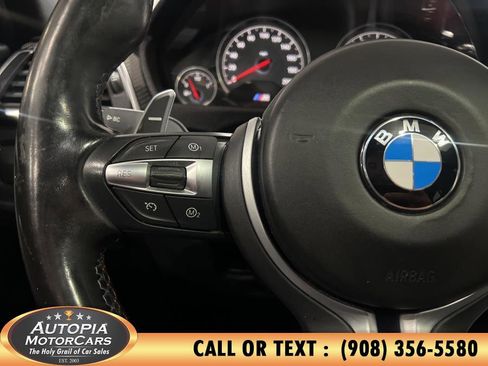 Used 2018 BMW M3 RWD image 31