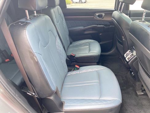 Used 2025 Kia Sorento SX Prestige AWD/4WD image 27
