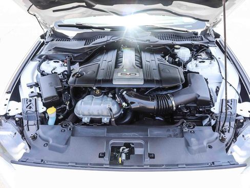 Used 2019 Ford Mustang GT Premium RWD image 32