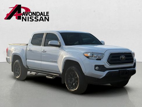 Used 2020 Toyota Tacoma SR5 RWD image 7