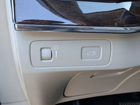 Used 2017 Volvo XC90 T6 Inscription w/ Luxury Package image 17