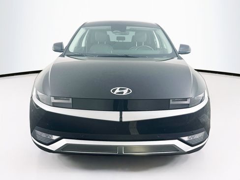 Used 2023 Hyundai Ioniq 5 SEL image 2