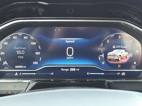 Used 2025 Chevrolet Silverado 1500 RST w/ Convenience Package II image 28