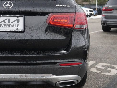 Used 2022 Mercedes-Benz GLC 300 4MATIC w/ Premium Package Lite image 15