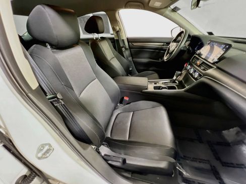 Used 2021 Honda Accord LX image 25