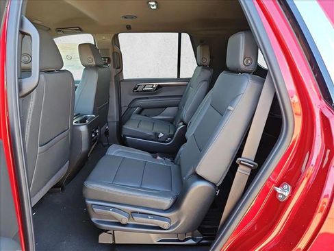New 2026 Chevrolet Tahoe LT w/ Comfort Package AWD/4WD image 16