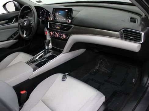 Used 2018 Honda Accord LX image 25
