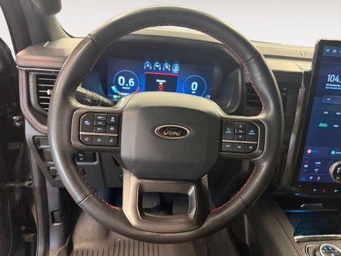 Used 2024 Ford Expedition Limited RWD image 14