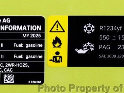 Used 2025 BMW M4 xDrive Competition image 53