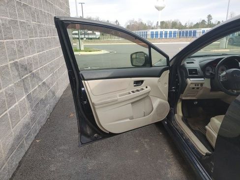 Used 2014 Subaru Impreza 2.0i Sport Premium image 16