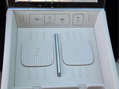 Used 2024 Hyundai Santa Fe Calligraphy image 18