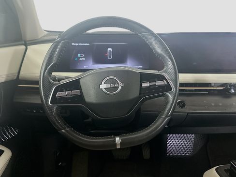 Used 2023 Nissan Ariya FWD image 18