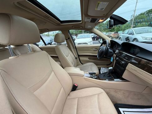 Used 2011 BMW 328i xDrive Sedan AWD/4WD image 45