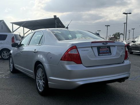 Used 2011 Ford Fusion SE image 21