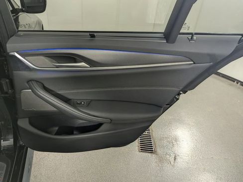 Used 2023 BMW 530i xDrive w/ Executive Package image 24