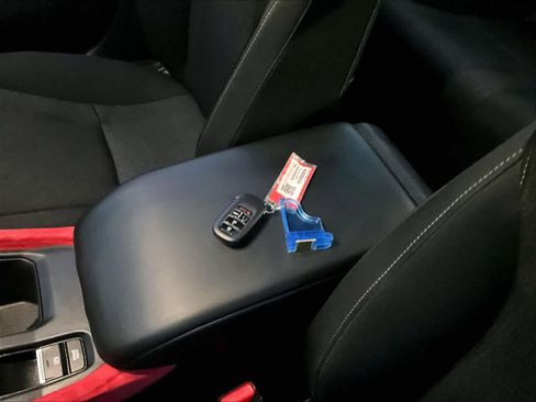 Used 2025 Honda Accord SE image 31