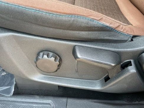 Used 2023 Ford Bronco Outer Banks image 9