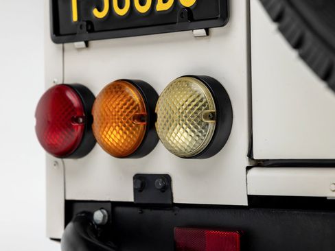 Used 1997 Land Rover Defender 90 image 23