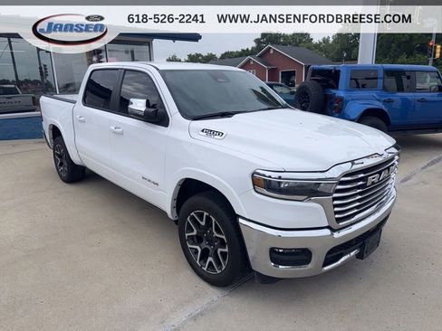 Used 2025 RAM 1500 Laramie AWD/4WD image 1