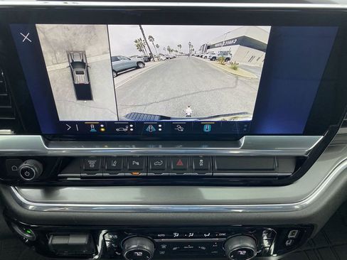 Used 2024 Chevrolet Silverado 3500 High Country w/ High Country Premium Package image 15