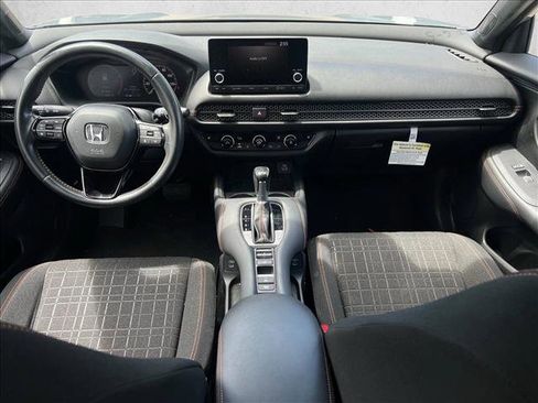 Used 2024 Honda HR-V Sport image 11