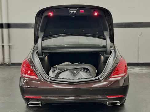 Used 2015 Mercedes-Benz S 550 Sedan image 15