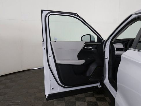 New 2025 Mitsubishi Outlander SE FWD image 23