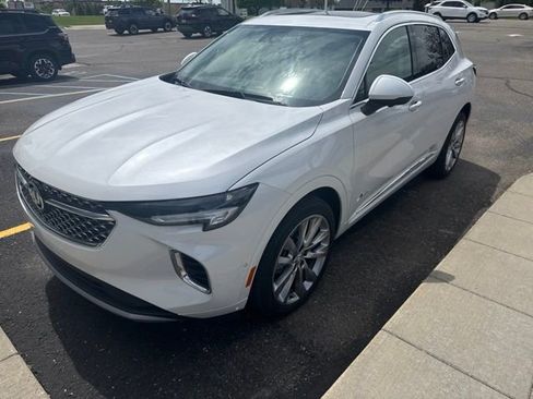 Used 2023 Buick Envision Avenir AWD/4WD image 2