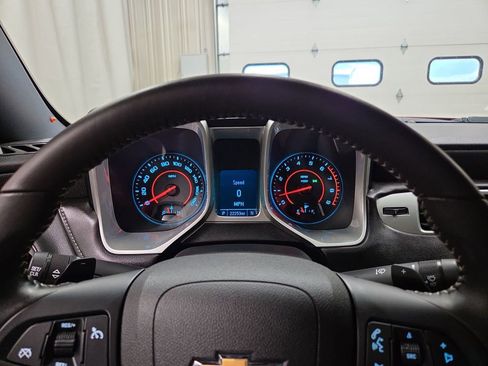 Used 2015 Chevrolet Camaro SS RWD image 18