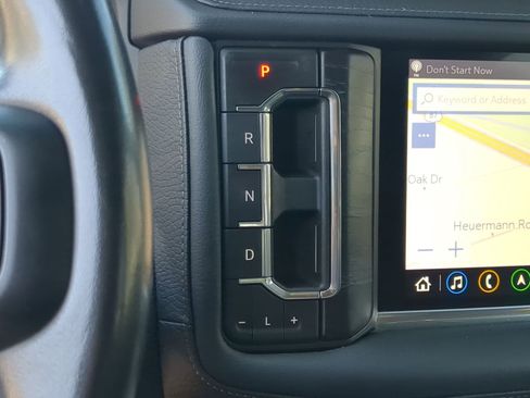 Used 2021 GMC Yukon Denali w/ Denali Premium Package image 19