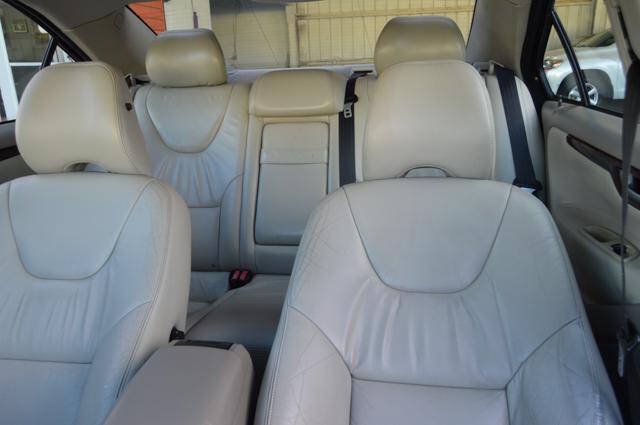 Used 2005 Volvo S60 2.5T FWD image 16
