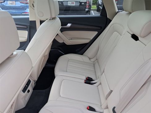 Certified 2023 Audi Q5 2.0T Premium w/ Convenience Package image 27