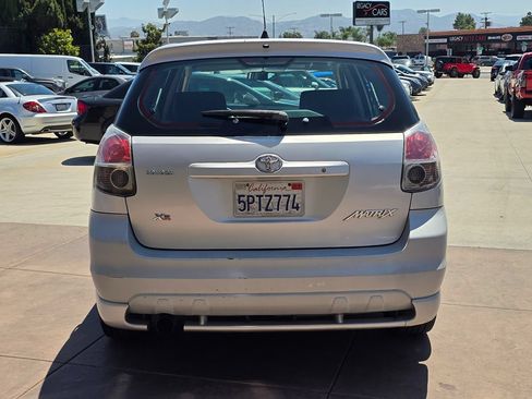 Used 2005 Toyota Matrix XR FWD image 7