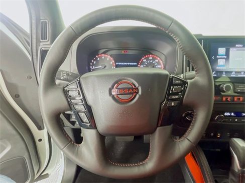 New 2026 Nissan Frontier PRO-4X w/ Pro-4x Convenience Package image 8