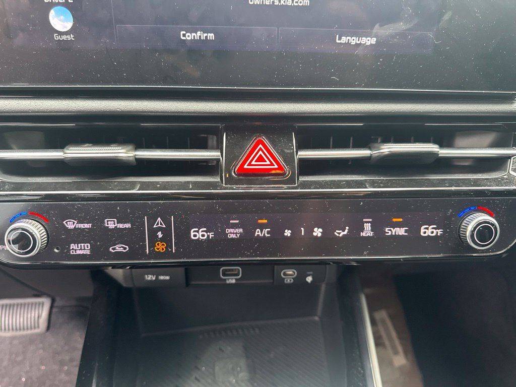 Used 2024 Kia Niro Wind FWD image 16