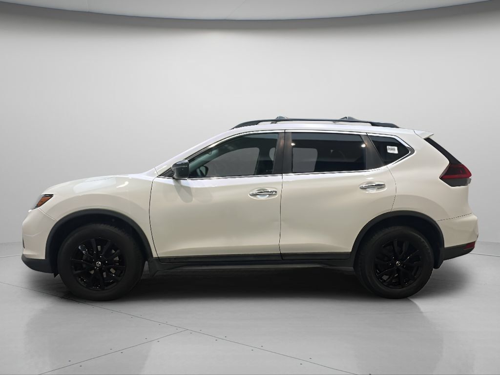 Used 2018 Nissan Rogue SV AWD/4WD image 3
