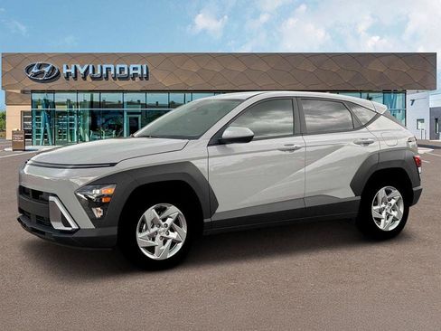 New 2026 Hyundai Kona SE image 2