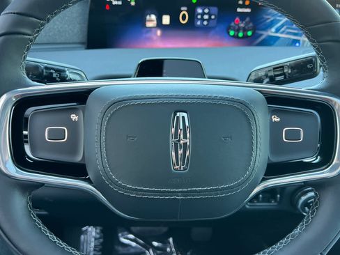 New 2026 Lincoln Navigator L Reserve AWD/4WD image 26