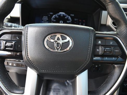 Used 2024 Toyota Tundra Limited AWD/4WD image 31