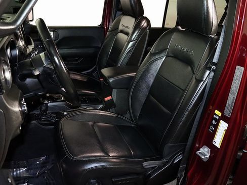 Used 2021 Jeep Wrangler Unlimited Sahara w/ Cold Weather Group image 4