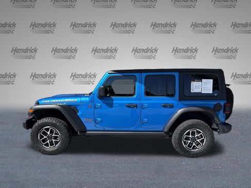 Used 2025 Jeep Wrangler Unlimited Rubicon AWD/4WD image 6