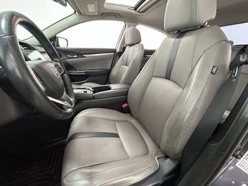 Used 2017 Honda Civic Touring image 28