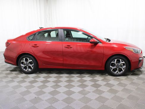 Used 2021 Kia Forte LXS image 27
