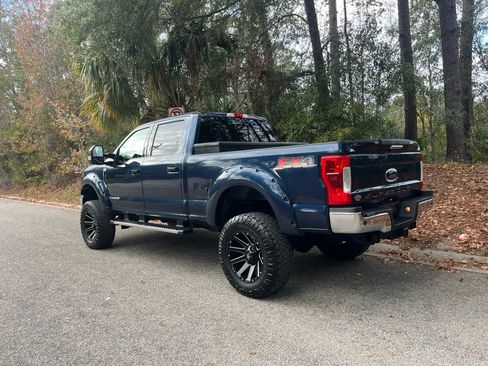 Used 2019 Ford F250 Lariat w/ Lariat Value Package image 14