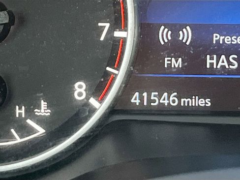 Used 2021 Nissan Maxima SR w/ Sport Mat Group FWD image 12