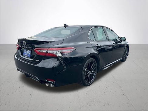 Used 2023 Toyota Camry XSE image 7
