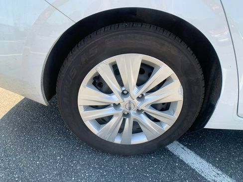 Used 2022 Nissan Sentra S FWD image 12