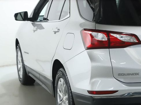Used 2020 Chevrolet Equinox LT w/ Driver Convenience Package FWD image 43