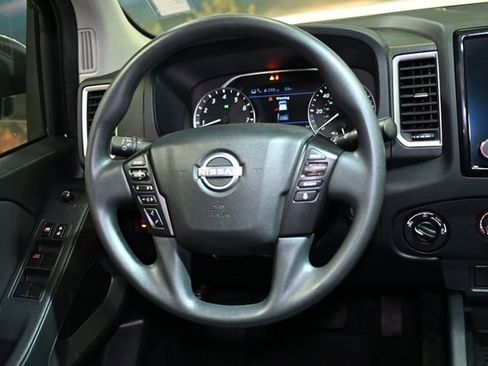 Used 2022 Nissan Frontier SV w/ Technology Package image 66